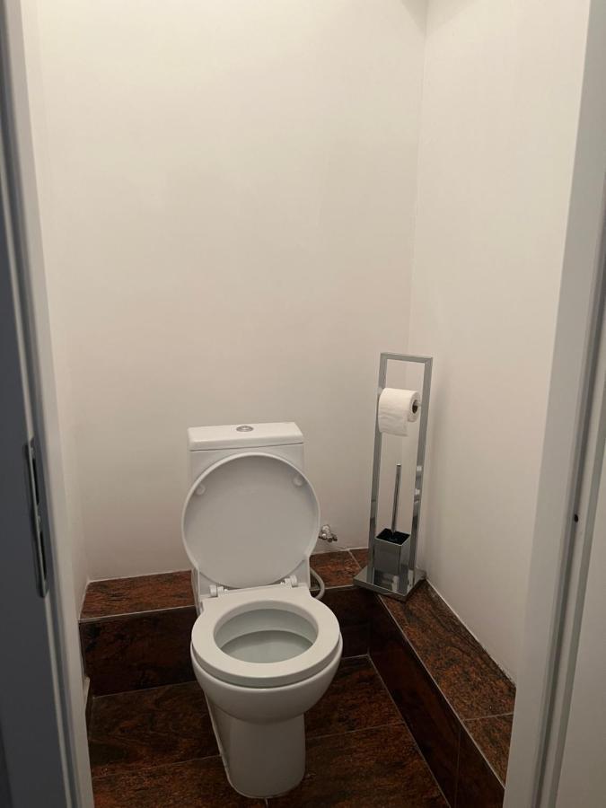 דירות ברטיסלאבה Business Box מראה חיצוני תמונה